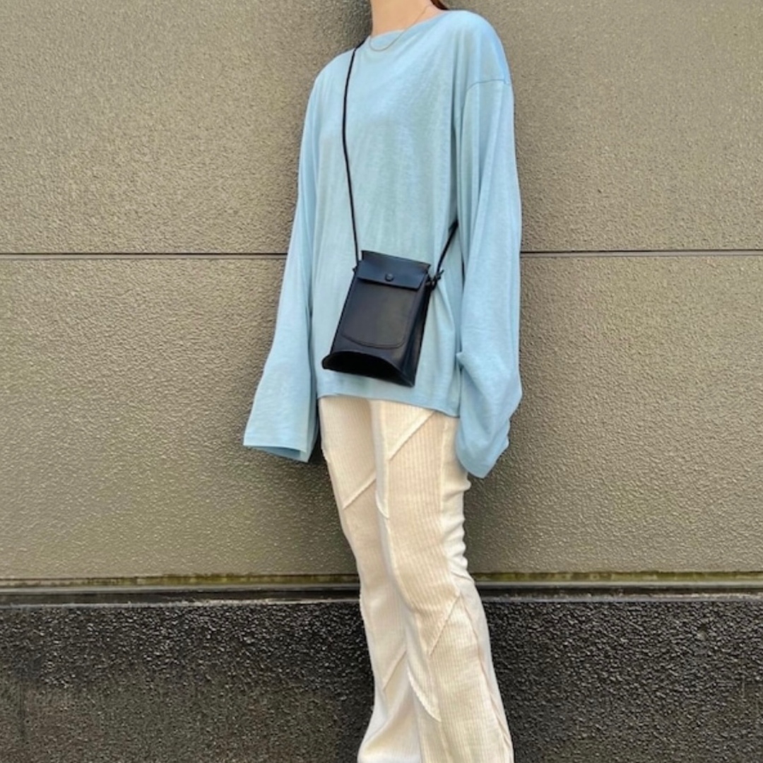 HAKUJI(ハクジ)のHAKUJI Tencel cotton L/S big PO ロンt ブルー レディースのトップス(カットソー(長袖/七分))の商品写真