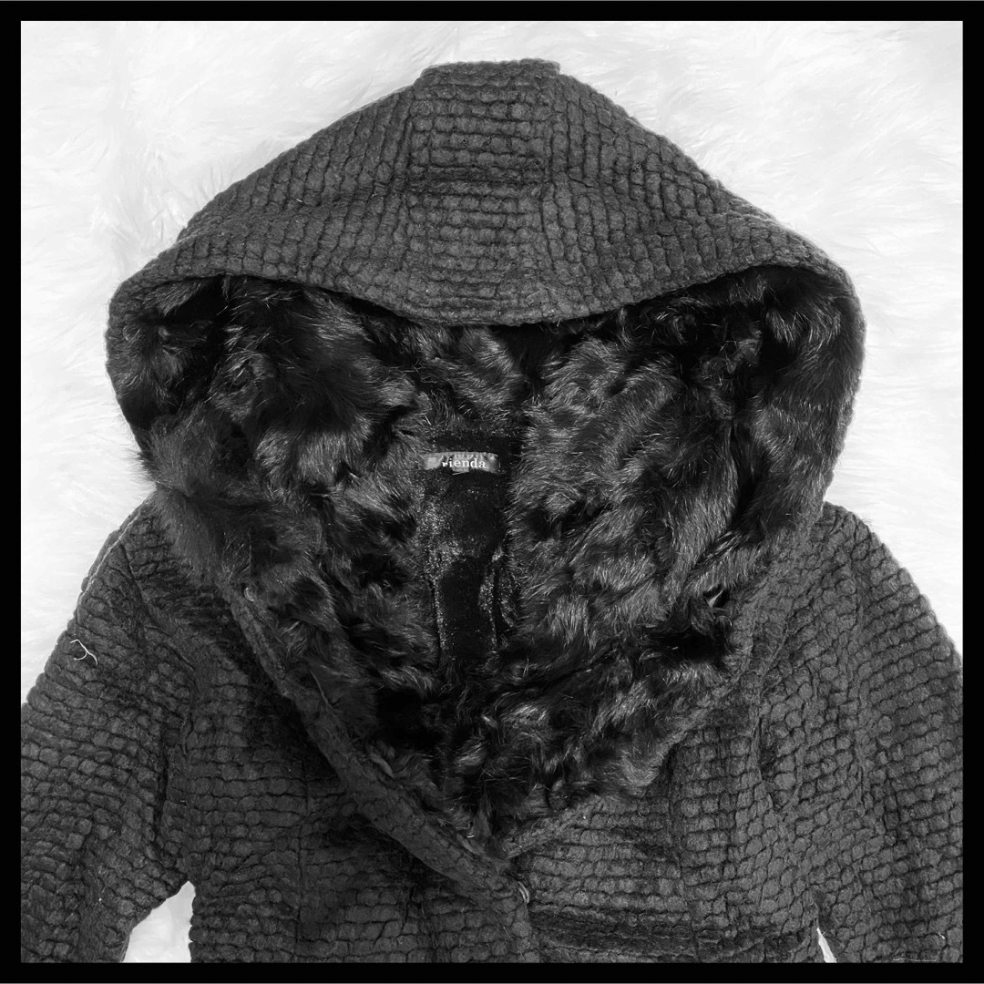 rienda(リエンダ)のrienda ラビット リアルファー 毛皮 ビックフード ロングコート レディースのジャケット/アウター(毛皮/ファーコート)の商品写真