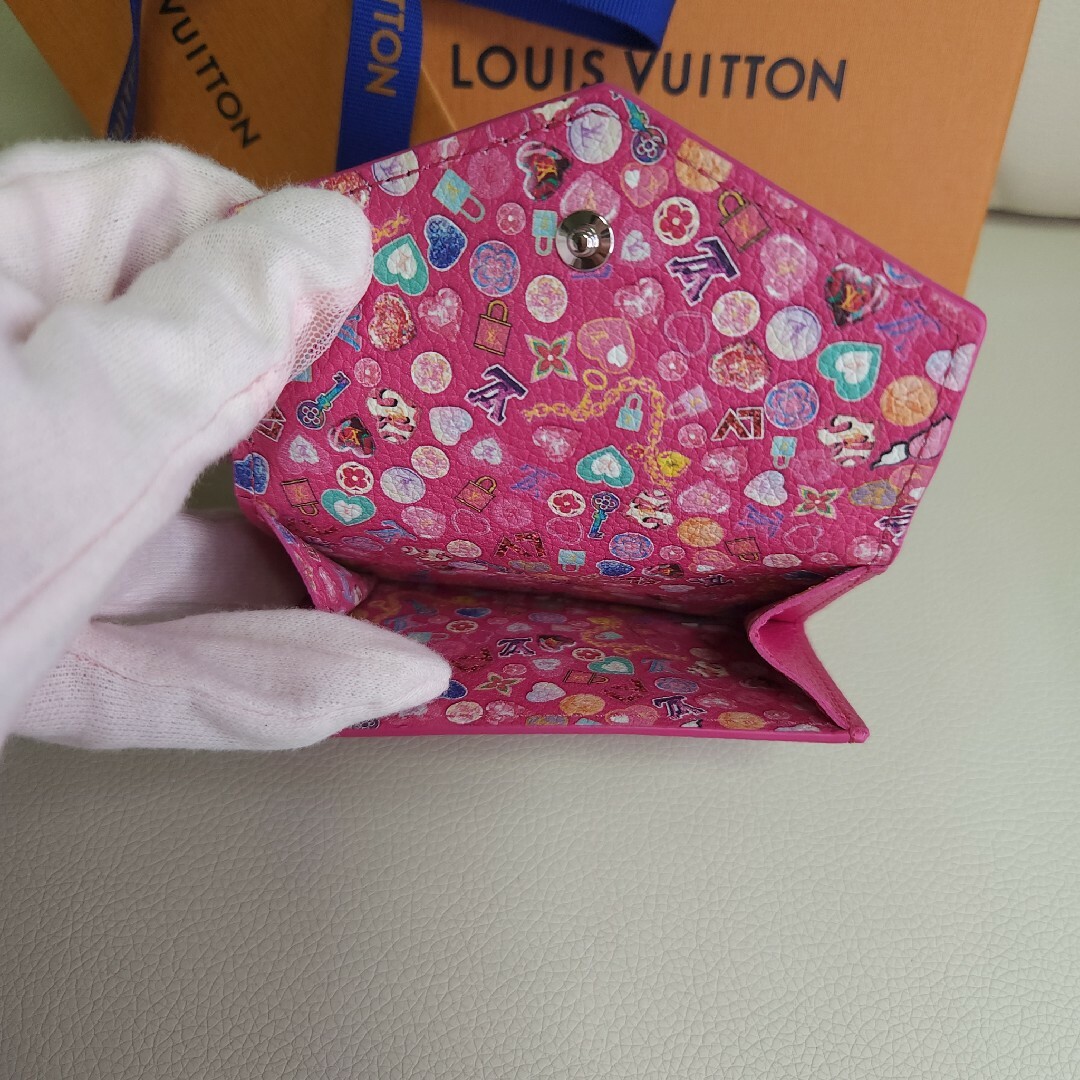 LOUIS VUITTON(ルイヴィトン)の値下げ中！新品未使用☆LV ポルトフォイユ・ロックミニ 財布 ピンク レディースのファッション小物(財布)の商品写真