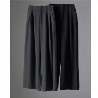 T. japan tuck wide trousers 完売(カジュアルパンツ)