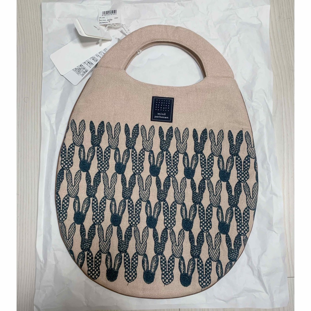 mina perhonen(ミナペルホネン)のミナペルホネン エッグバッグ pomppia 新品 レディースのバッグ(ハンドバッグ)の商品写真