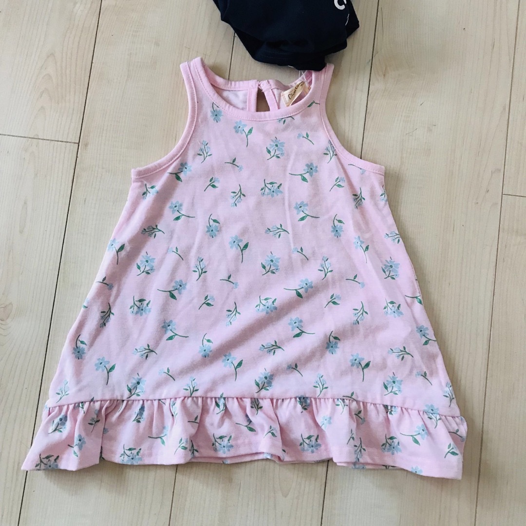 新品　美品　ワンピース　90 まとめ売り キッズ/ベビー/マタニティのキッズ服女の子用(90cm~)(ワンピース)の商品写真