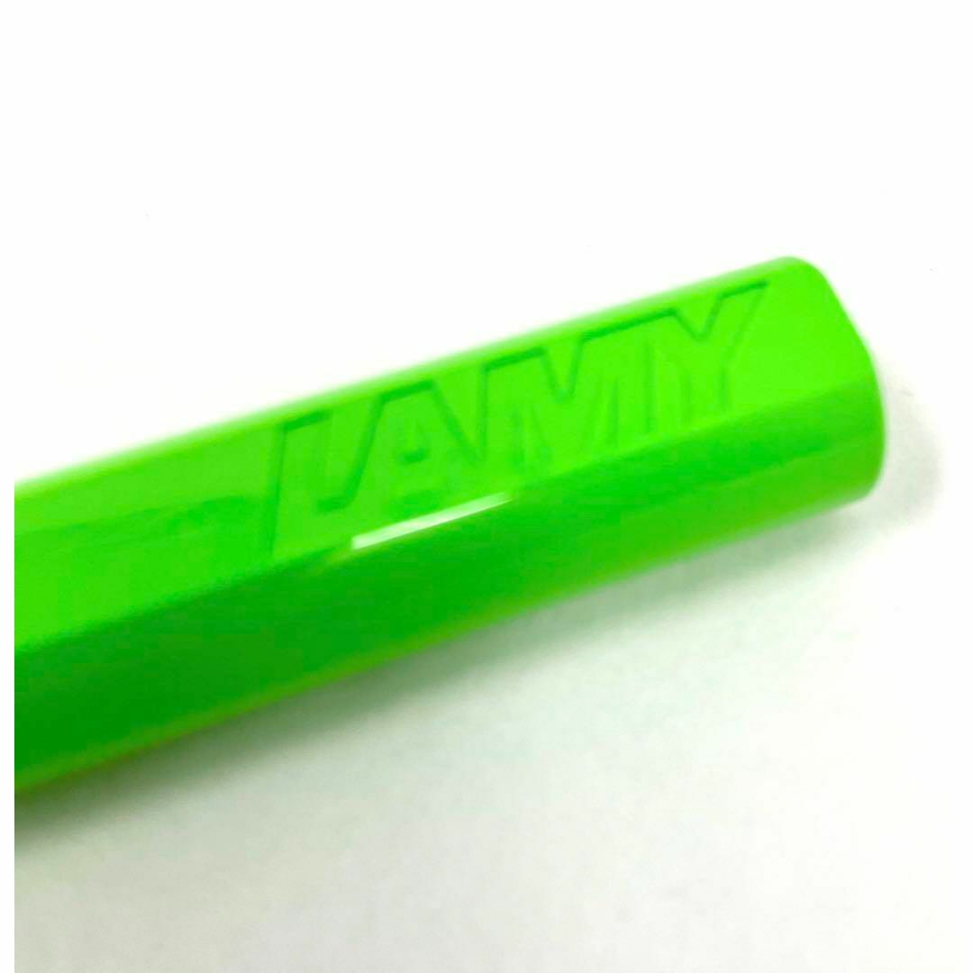 LAMY(ラミー)の新品　未使用　LAMY ラミー　SAFARI FOUNTAIN　万年筆　グリーン インテリア/住まい/日用品の文房具(ペン/マーカー)の商品写真