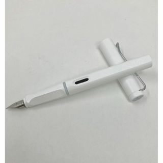 ラミー(LAMY)の新品　未使用　LAMY ラミー　SAFARI FOUNTAIN 万年筆　ホワイト(ペン/マーカー)