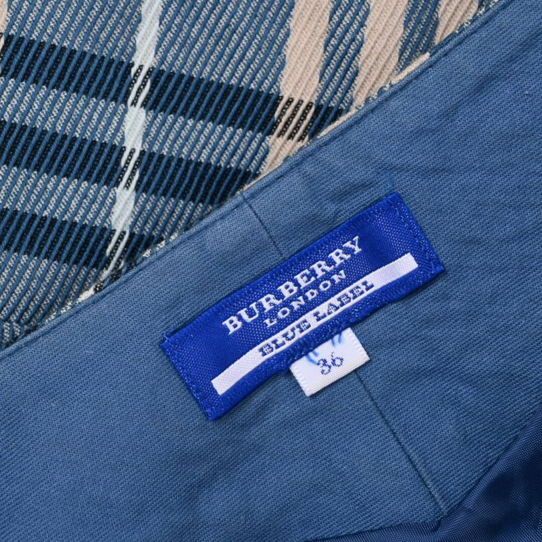 BURBERRY BLUE LABEL(バーバリーブルーレーベル)のBURBERRY BLUE LABEL チェック柄 スカート レディースのスカート(ひざ丈スカート)の商品写真