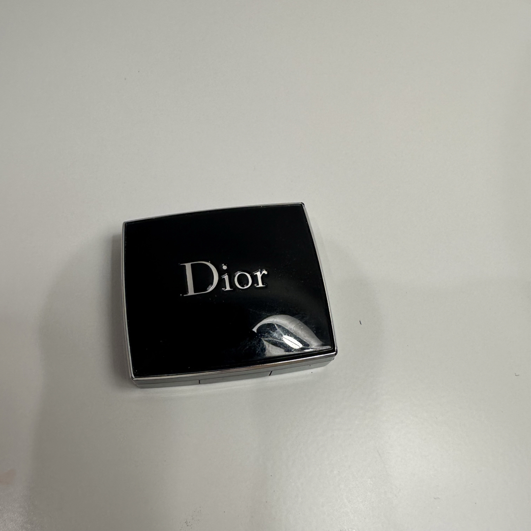 Dior(ディオール)の【Dior】アイシャドウ サンククルール ミニ646 コスメ/美容のベースメイク/化粧品(アイシャドウ)の商品写真