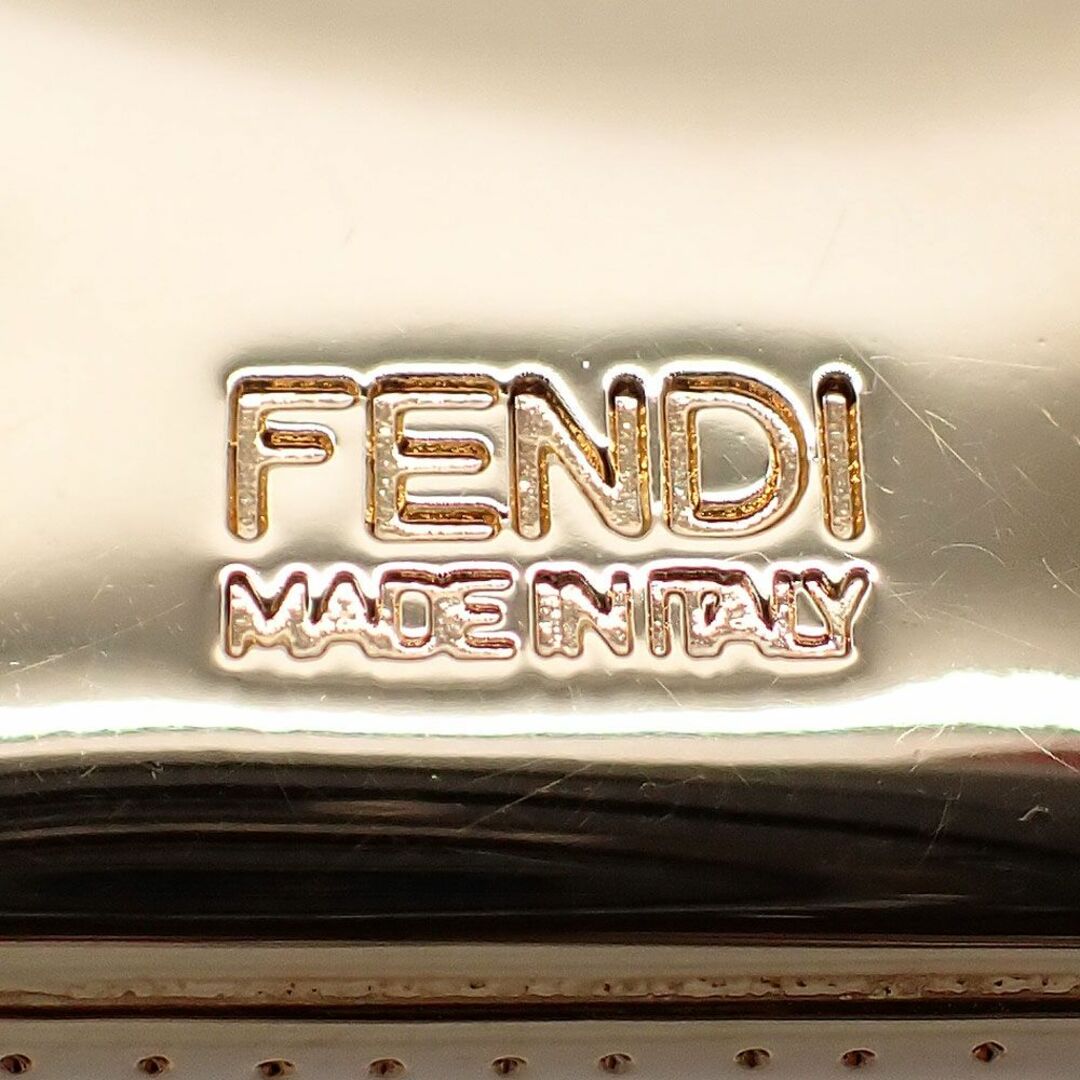 FENDI(フェンディ)の美品 フェンディ チャーム バッグチャーム キーホルダー マンマバケット モチーフ メタル ゴールド レディースのアクセサリー(チャーム)の商品写真