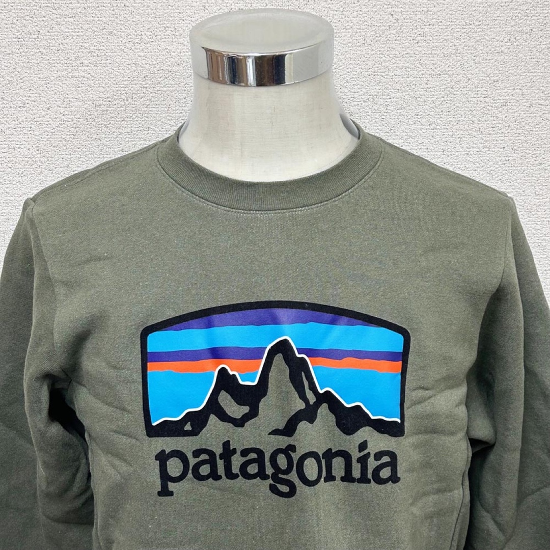 patagonia(パタゴニア)の新品 PATAGONIA パタゴニア スウェット シャツ カーキ Sサイズ メンズのトップス(スウェット)の商品写真