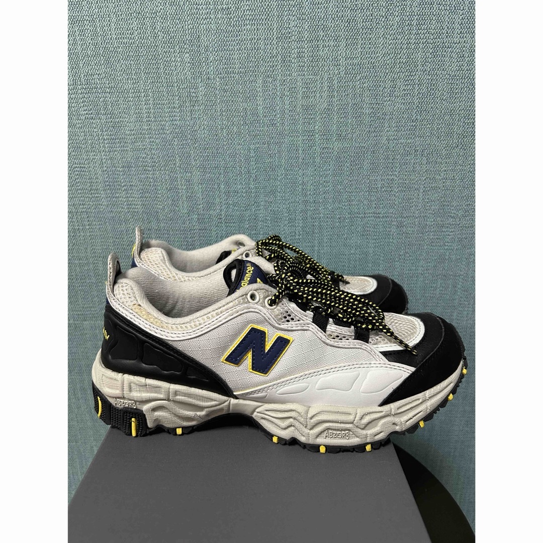 New Balance(ニューバランス)のNEW BALANCE M801AT 25cm メンズの靴/シューズ(スニーカー)の商品写真