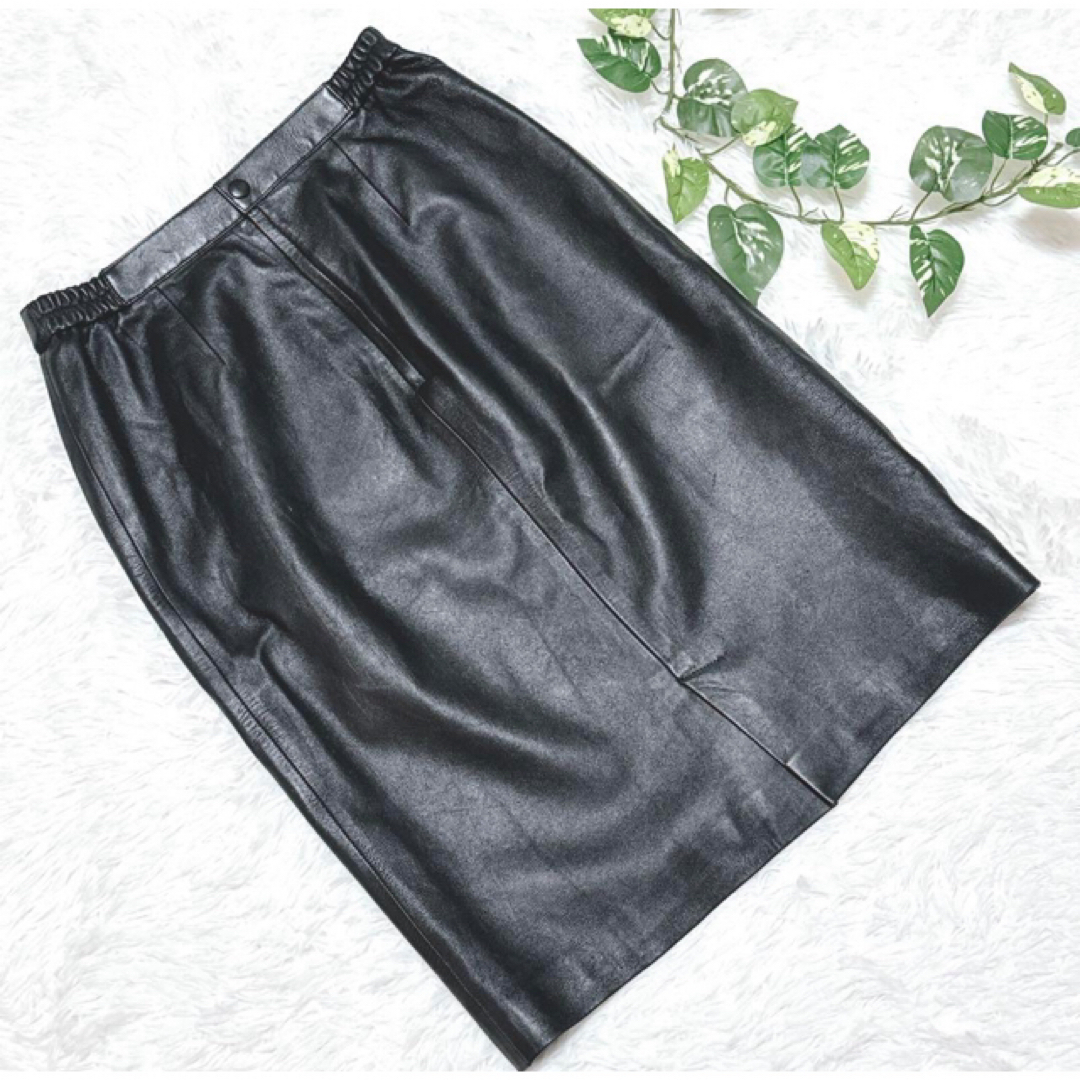 【極美品】【GOLDIANA】ラムレザー スカート 膝丈(XL)ビッグサイズ レディースのスカート(ひざ丈スカート)の商品写真