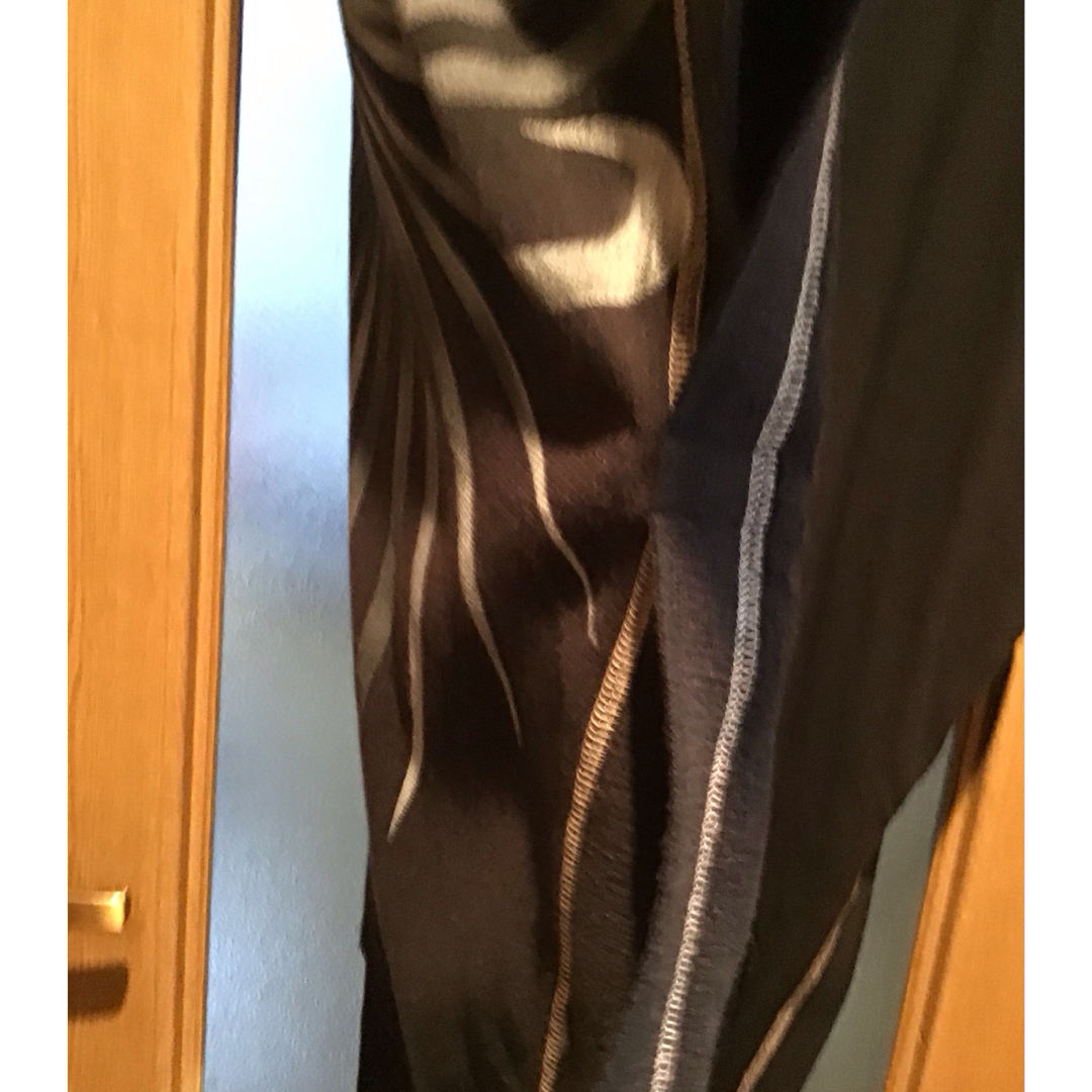 YOKANG(ヨーカン)の　ヨーカン　ポンチョ風　ペガサス柄 レディースのジャケット/アウター(ポンチョ)の商品写真