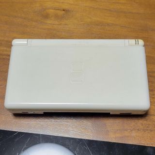 ニンテンドウ(任天堂)のDSLite ホワイト ピラメキーノ付き(携帯用ゲーム機本体)