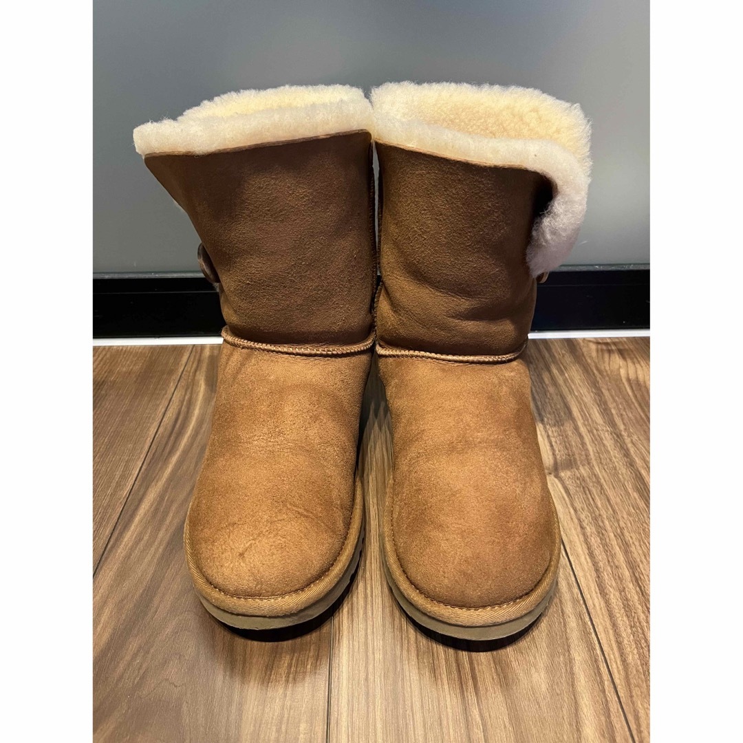 UGG シープスキンブーツ W BAILEY BUTTON /チェスナットの通販 by