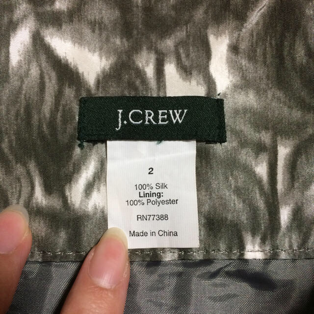 J.Crew(ジェイクルー)の【kinue kumagai様専用】シルクスカート・ブラウスセット レディースのスカート(ひざ丈スカート)の商品写真