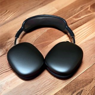 Apple - 最安 北欧デザイン sudio ett エット ワイヤレスイヤホン 黒