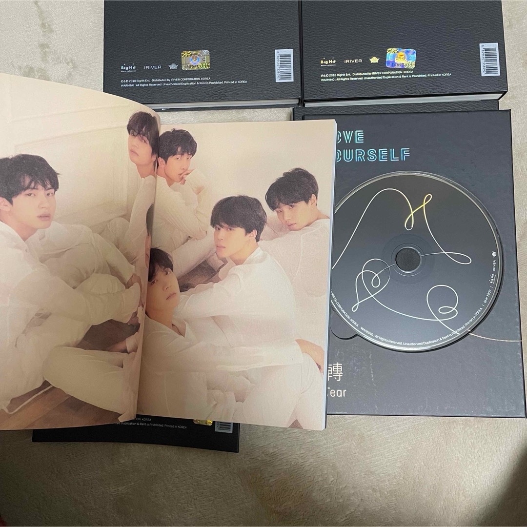 防弾少年団(BTS)(ボウダンショウネンダン)のBTS CD アルバム loveyourself tear バンタン 花様年華 エンタメ/ホビーのCD(K-POP/アジア)の商品写真