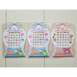 新品☆サンリオのネイルシール2種類(3点)セット♪Sanrio　ネイルアート(キャラクターグッズ)