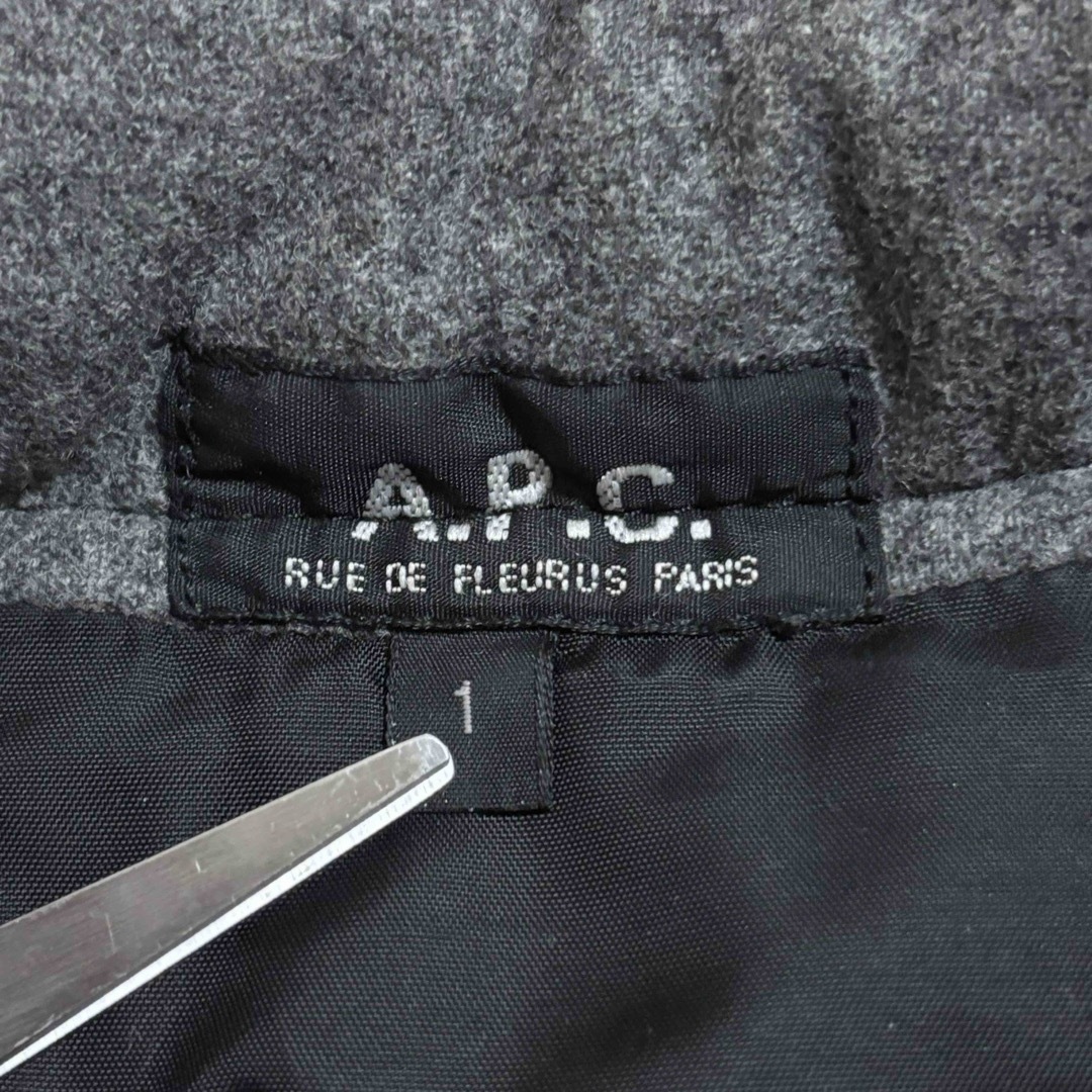 A.P.C(アーペーセー)の90s A.P.C コーティング　ベスト　フランス製　アーペーセー　レッド　 メンズのトップス(ベスト)の商品写真