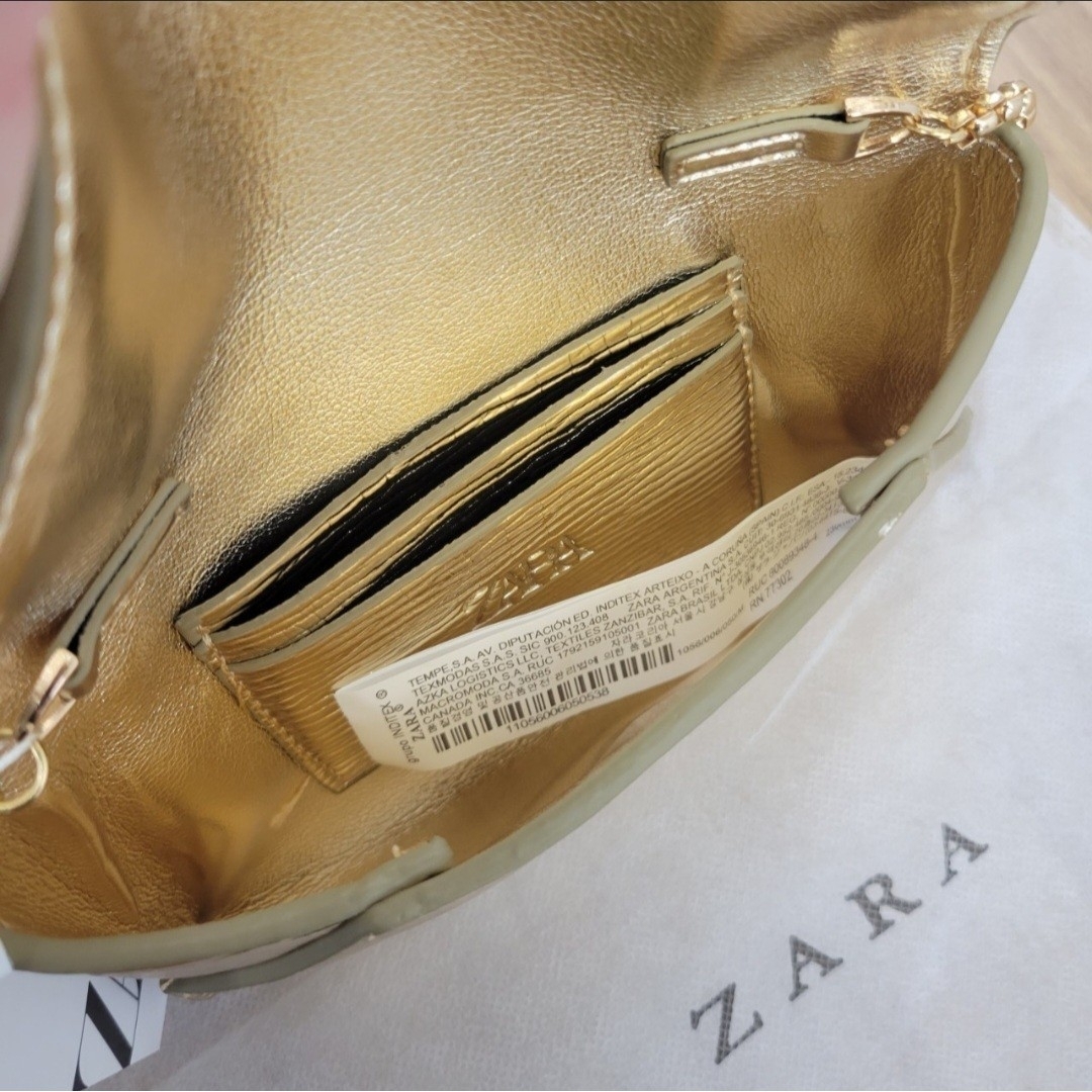 ZARA(ザラ)のZARA クラッチ 結婚式 パーティ ウォレットバック 金 ゴールド 新品 レディースのバッグ(クラッチバッグ)の商品写真