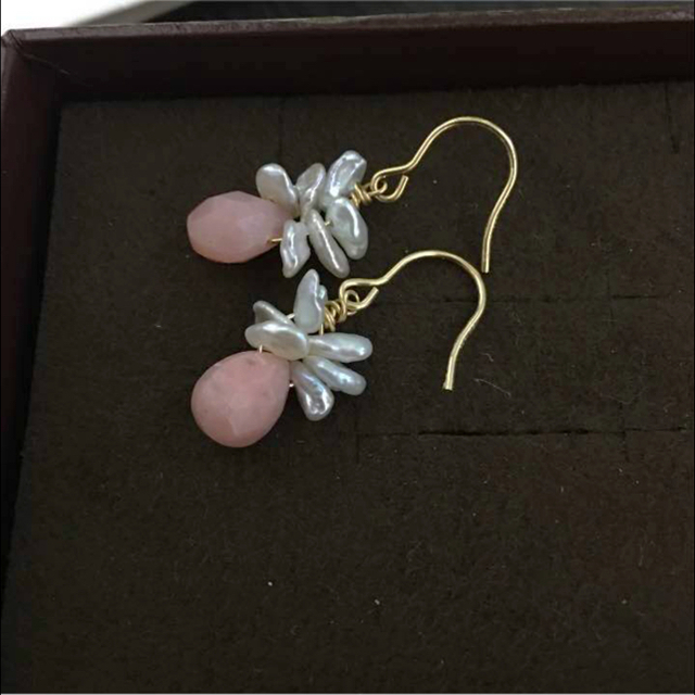 k14gfピンクオパールピアス レディースのアクセサリー(ピアス)の商品写真