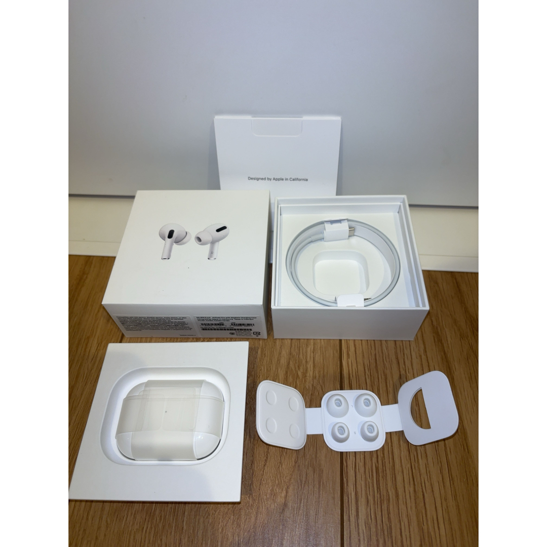 Apple(アップル)の【美品】AirPods Pro  第1世代　 エンタメ/ホビーのエンタメ その他(その他)の商品写真