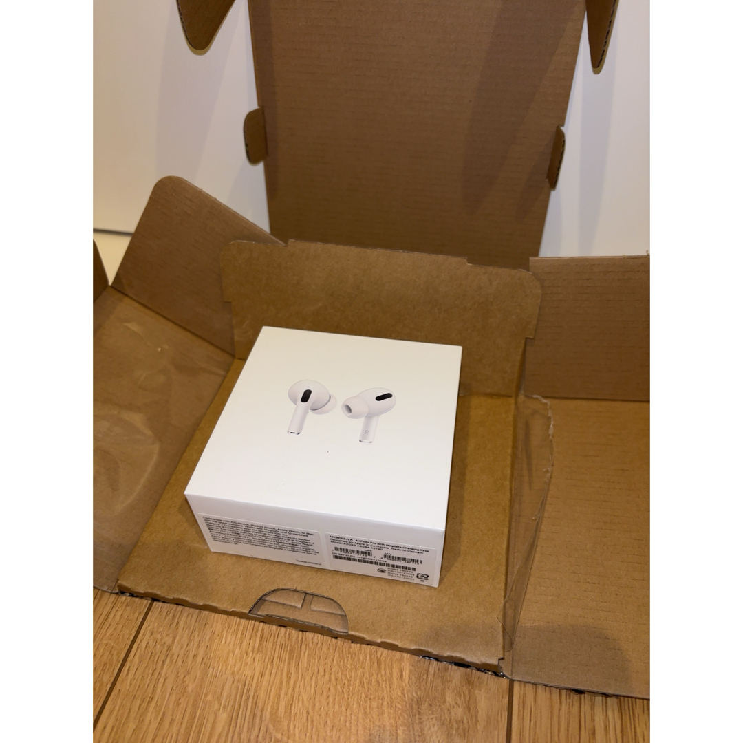 Apple(アップル)の【美品】AirPods Pro  第1世代　 エンタメ/ホビーのエンタメ その他(その他)の商品写真