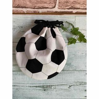 【専用出品】ハンドメイド　サッカーボール柄　巾着(外出用品)