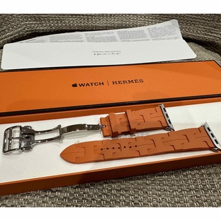アップルウォッチ(Apple Watch)のApple Watch Hermès 45mm トゥール ストラップ アップル(腕時計(デジタル))