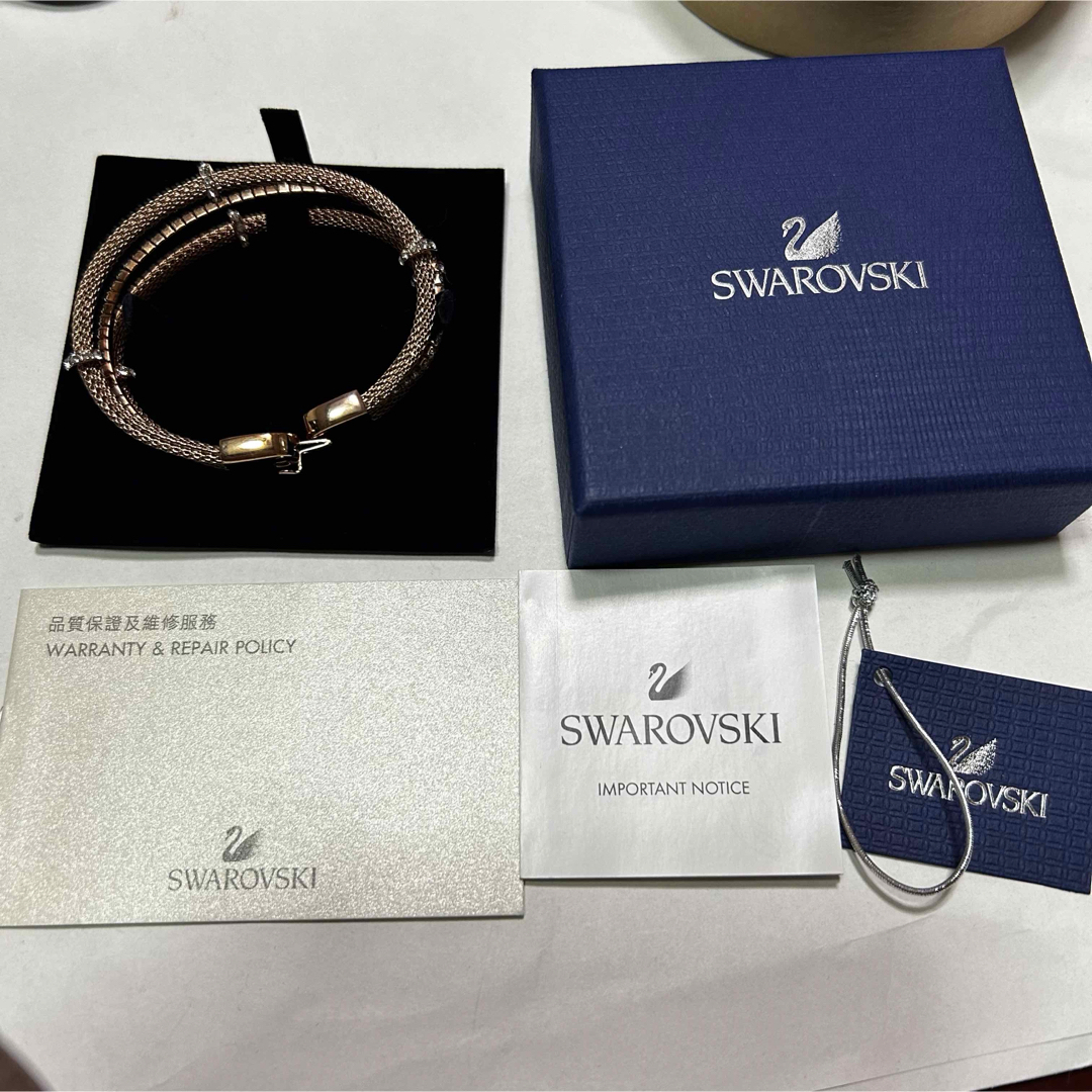 ブレスレット/バングル新品SWAROVSKI スワロフスキー 合金バングル 3連 ラインストーン