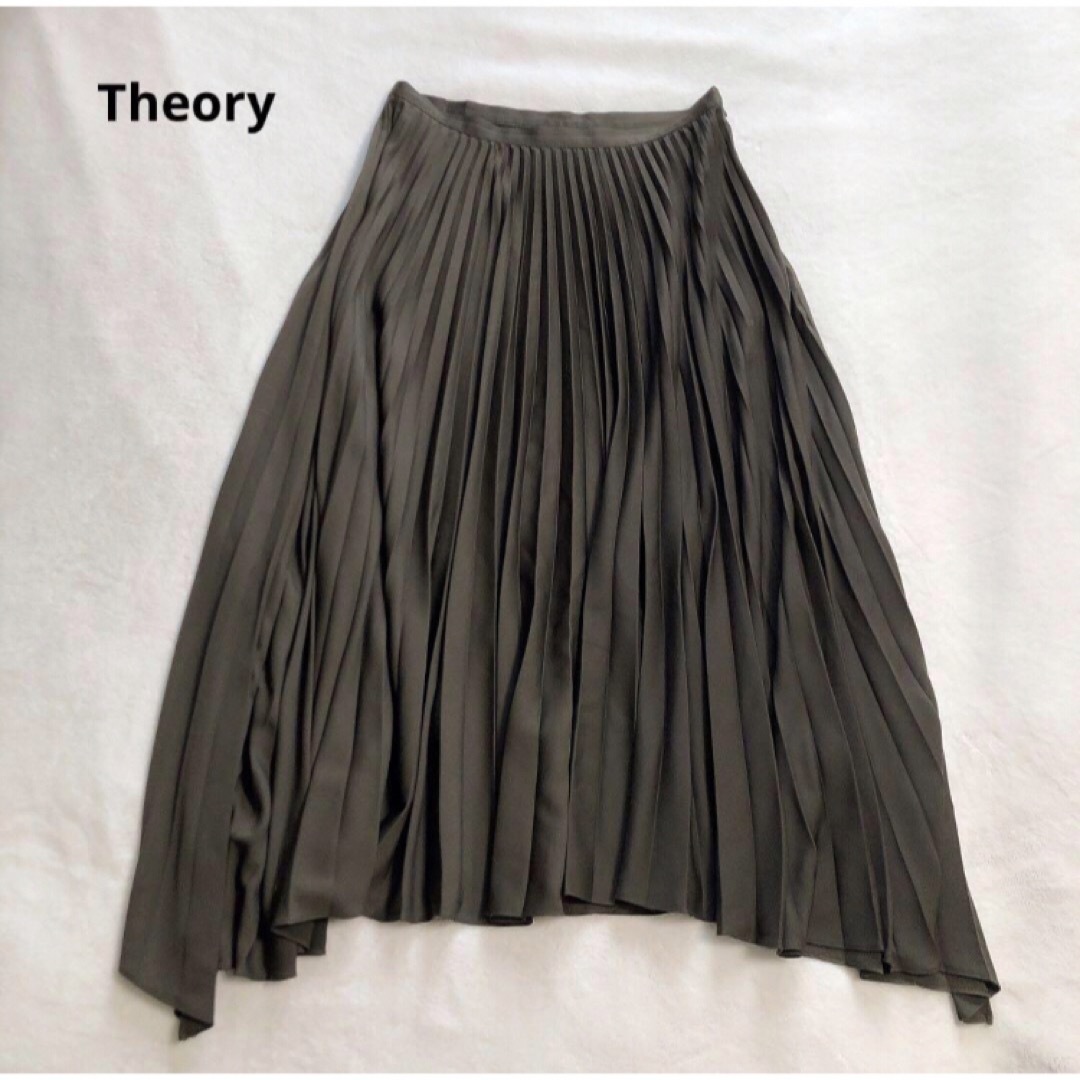 theory(セオリー)のTheory セオリー　アコーディオンプリーツ　アシンメトリー　ロング　スカート レディースのスカート(ロングスカート)の商品写真