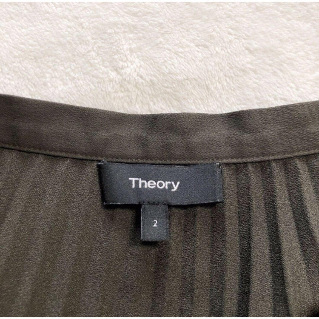 theory(セオリー)のTheory セオリー　アコーディオンプリーツ　アシンメトリー　ロング　スカート レディースのスカート(ロングスカート)の商品写真