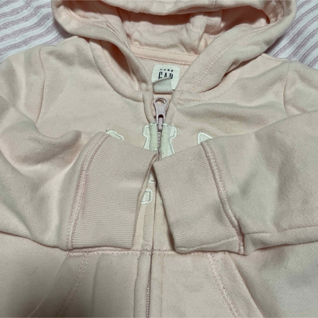 babyGAP(ベビーギャップ)のGAP足付きカバーオール キッズ/ベビー/マタニティのベビー服(~85cm)(カバーオール)の商品写真