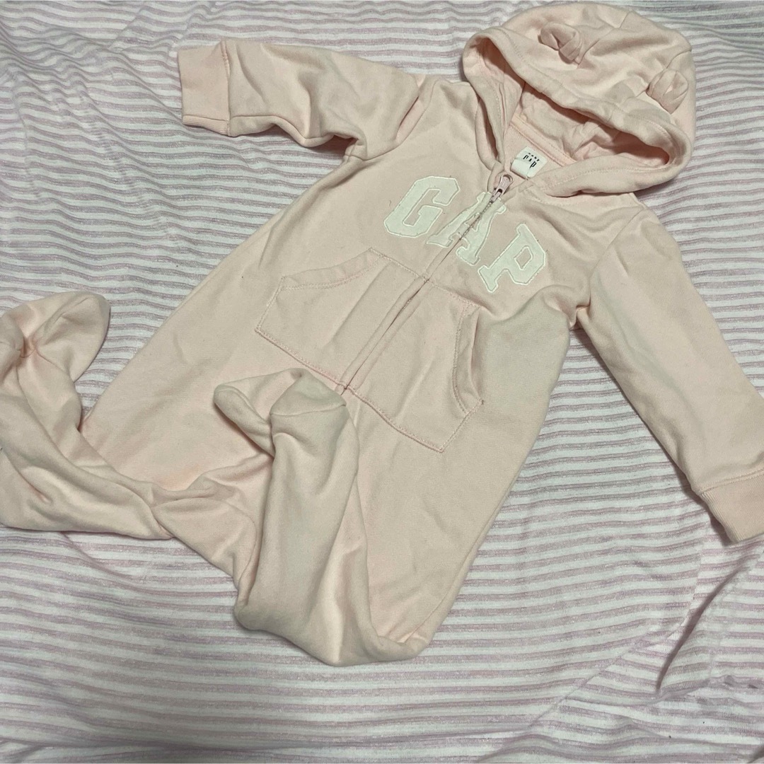 babyGAP(ベビーギャップ)のGAP足付きカバーオール キッズ/ベビー/マタニティのベビー服(~85cm)(カバーオール)の商品写真