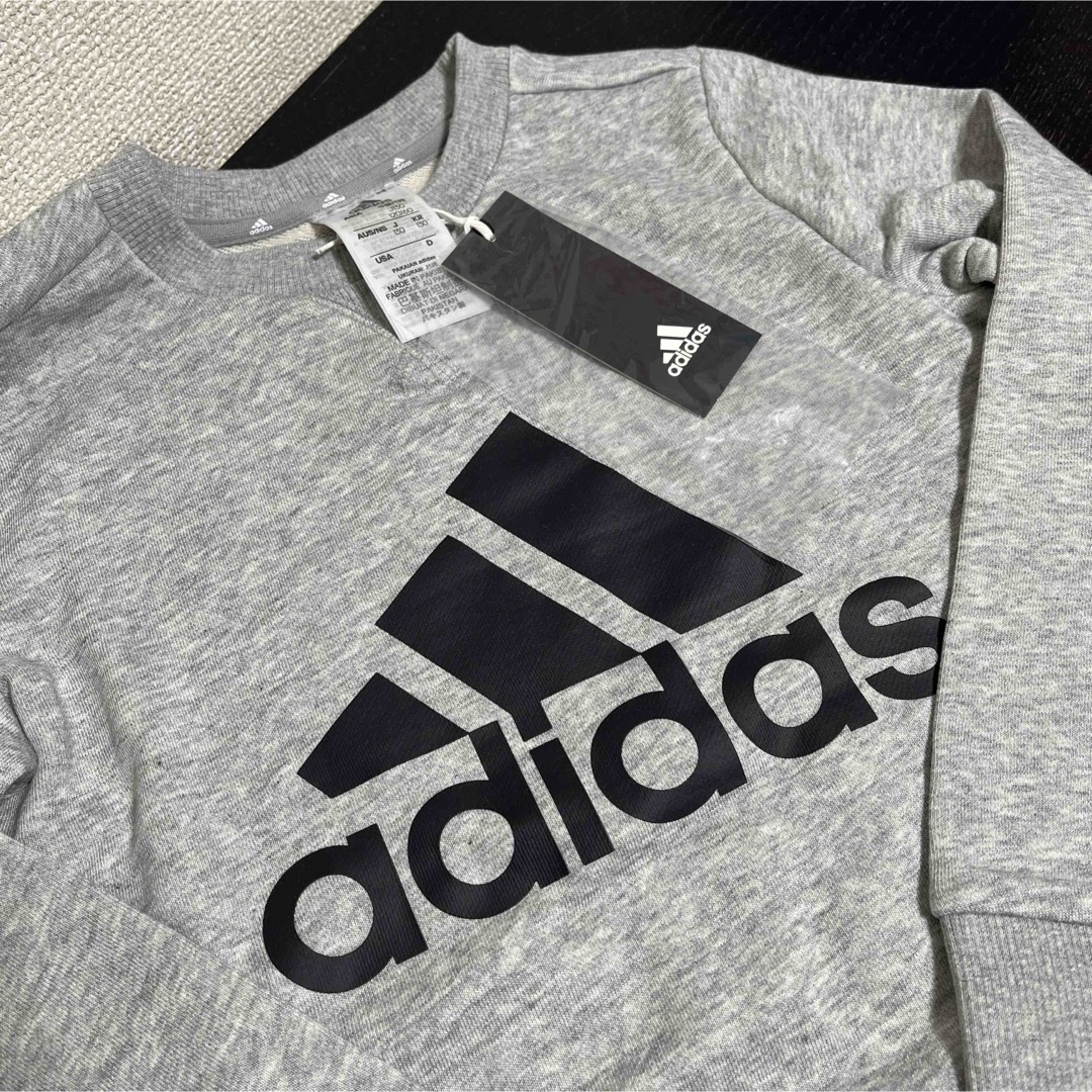 adidas(アディダス)の★新品★adidasトレーナー キッズ/ベビー/マタニティのキッズ服男の子用(90cm~)(Tシャツ/カットソー)の商品写真