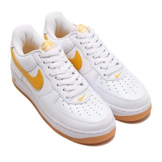 ナイキ(NIKE)のNIKEAIR FORCE1  UNIVERSITY GOLD 27㎝(スニーカー)