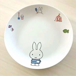 ミッフィー(miffy)のミッフィー    食器　プレート　うさぎ　お皿   絵皿　ローソン　ノベルティ(キャラクターグッズ)