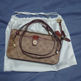 希少美品✨COACH　コーチ　ボディバッグ　ペブルレザー　メタリックグリーンショルダー長さ74cm