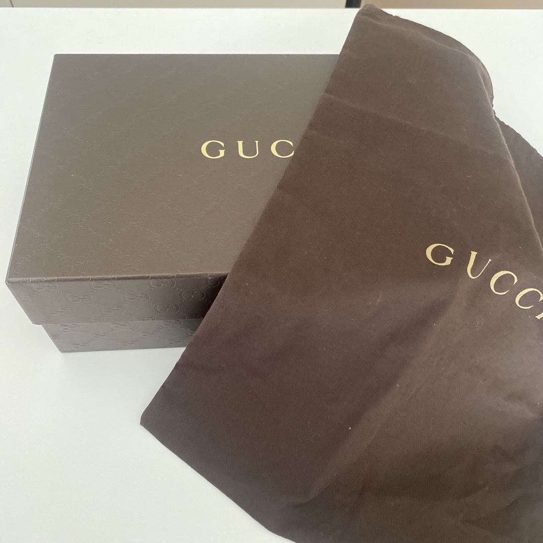 Gucci(グッチ)のGucci グッチ　サンダル　赤　箱付き　保存袋付き レディースの靴/シューズ(サンダル)の商品写真