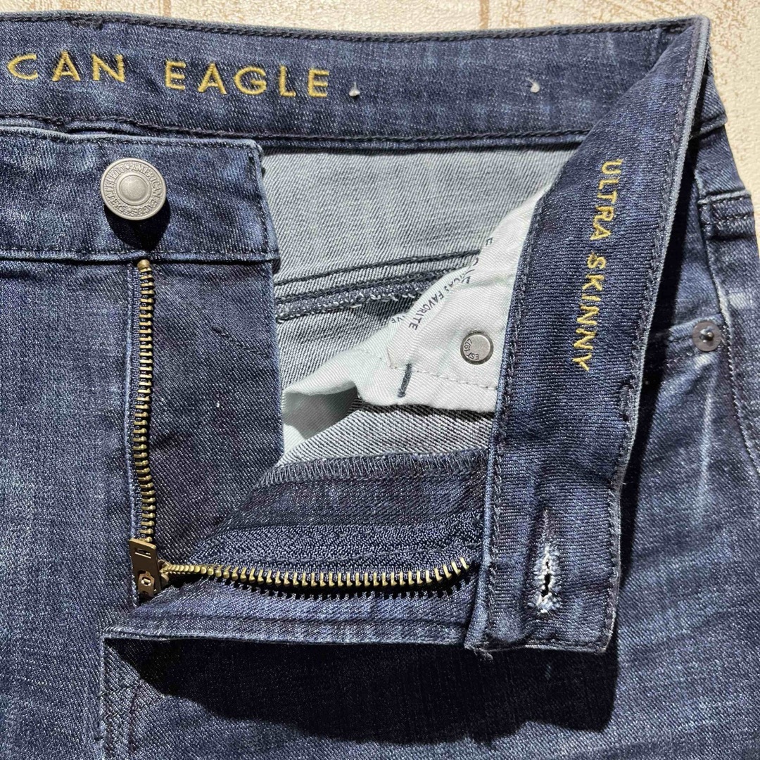 American Eagle(アメリカンイーグル)の新品タグ付品【AMERICAN EAGLE】アメリカンイーグル ウルトラスキニー メンズのパンツ(デニム/ジーンズ)の商品写真