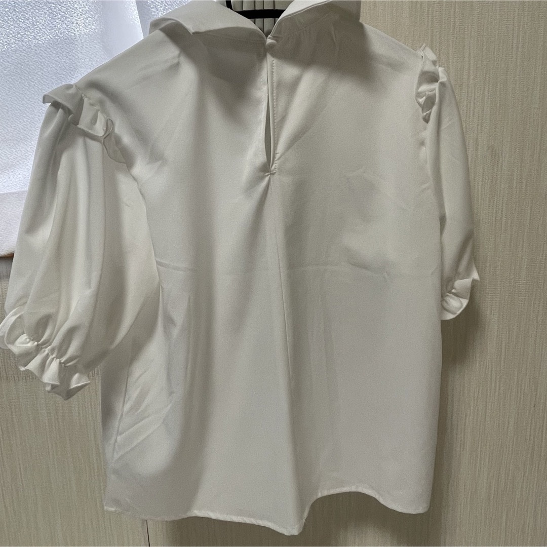 GRL(グレイル)のGRL ホワイト ブラウス レディースのトップス(シャツ/ブラウス(半袖/袖なし))の商品写真