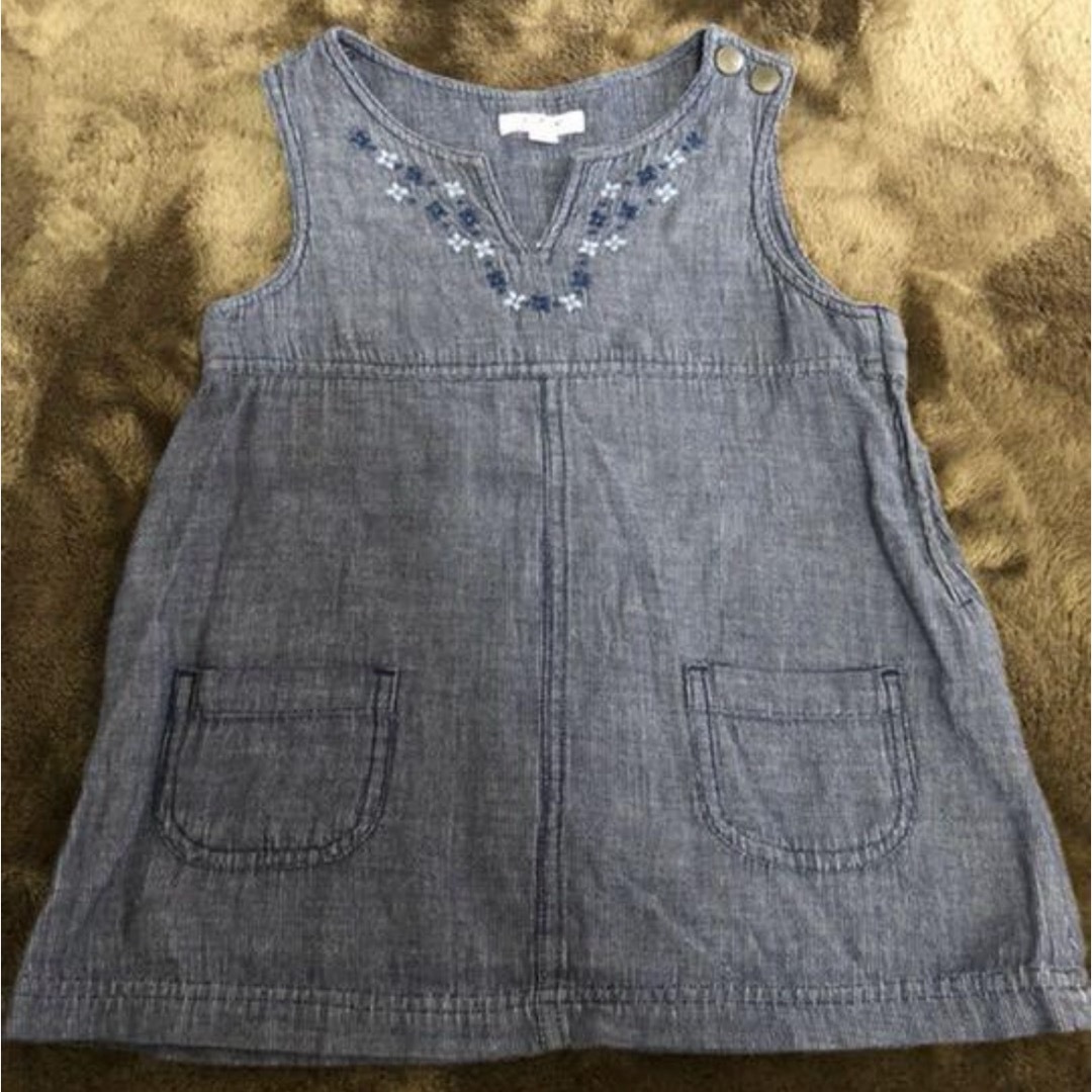 a.v.v ワンピース　キッズ キッズ/ベビー/マタニティのキッズ服女の子用(90cm~)(ワンピース)の商品写真