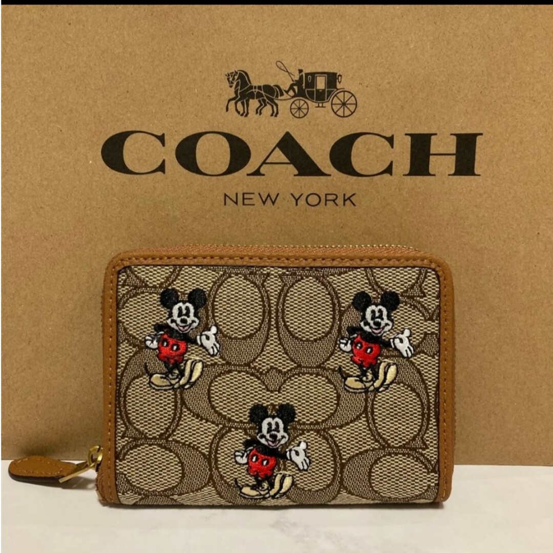 ファッション小物新品　COACH　二つ折り財布　ラウンドファスナー　シグネチャー　ディズニー