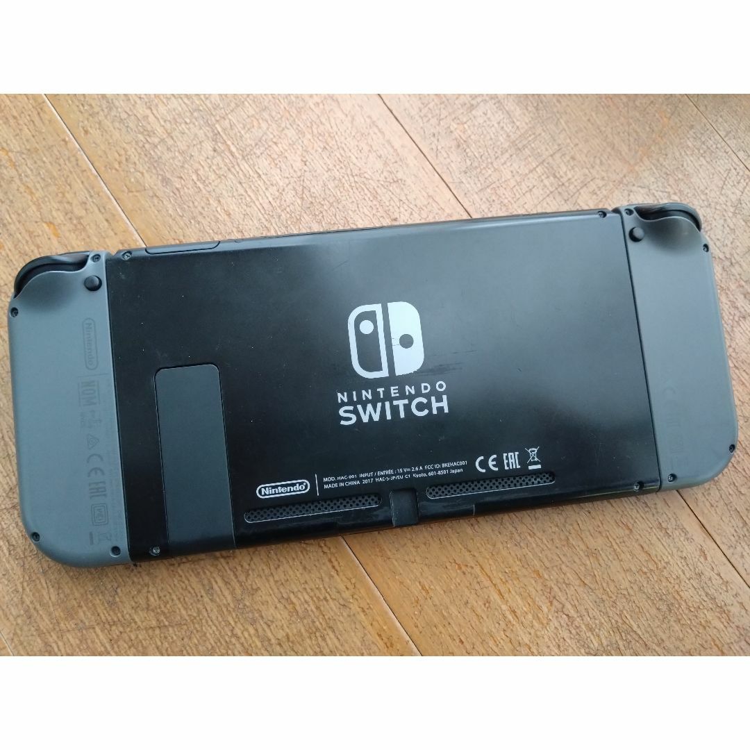 ジャンク　Nintendo Switch ソフト無（キャリングケース\u0026シール付）