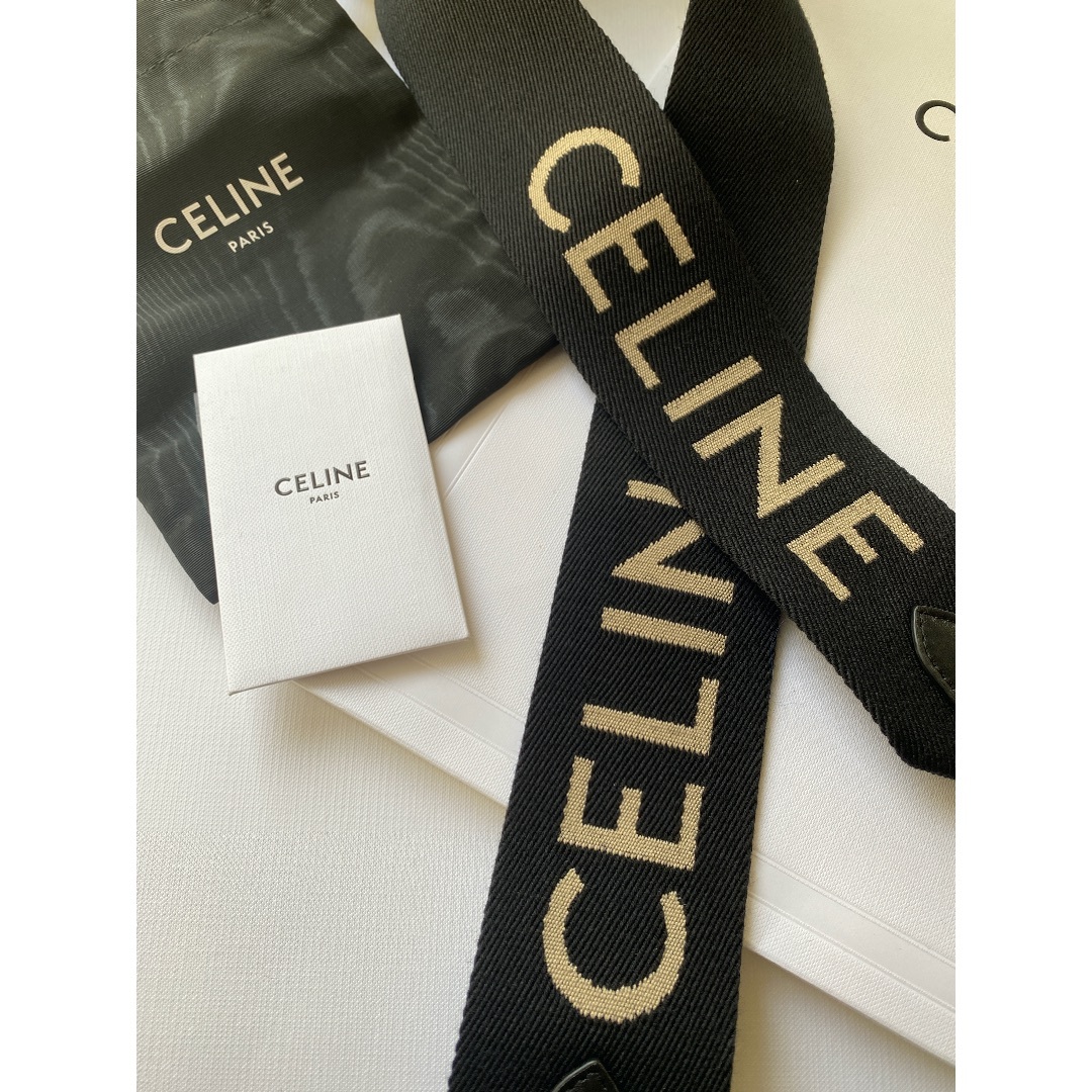 celine(セリーヌ)のCELINE ジャカード付　ショートウールショルダーストラップ　新品　セリーヌ レディースのバッグ(ショルダーバッグ)の商品写真