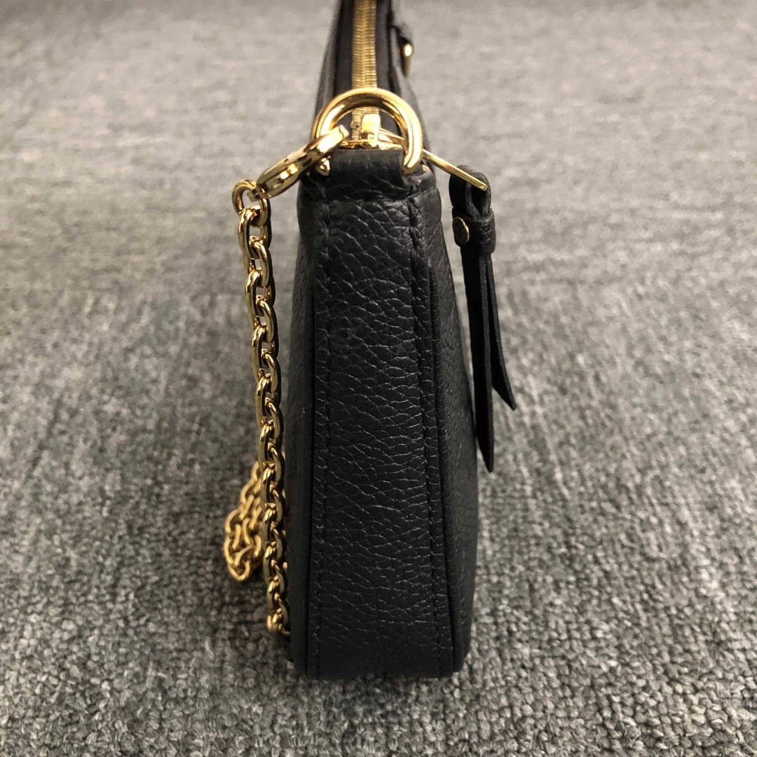 即決 LOUIS VUITTON ルイヴィトン イージーポーチ 即決 LOUIS VUITTON ルイヴィトン イージーポーチ