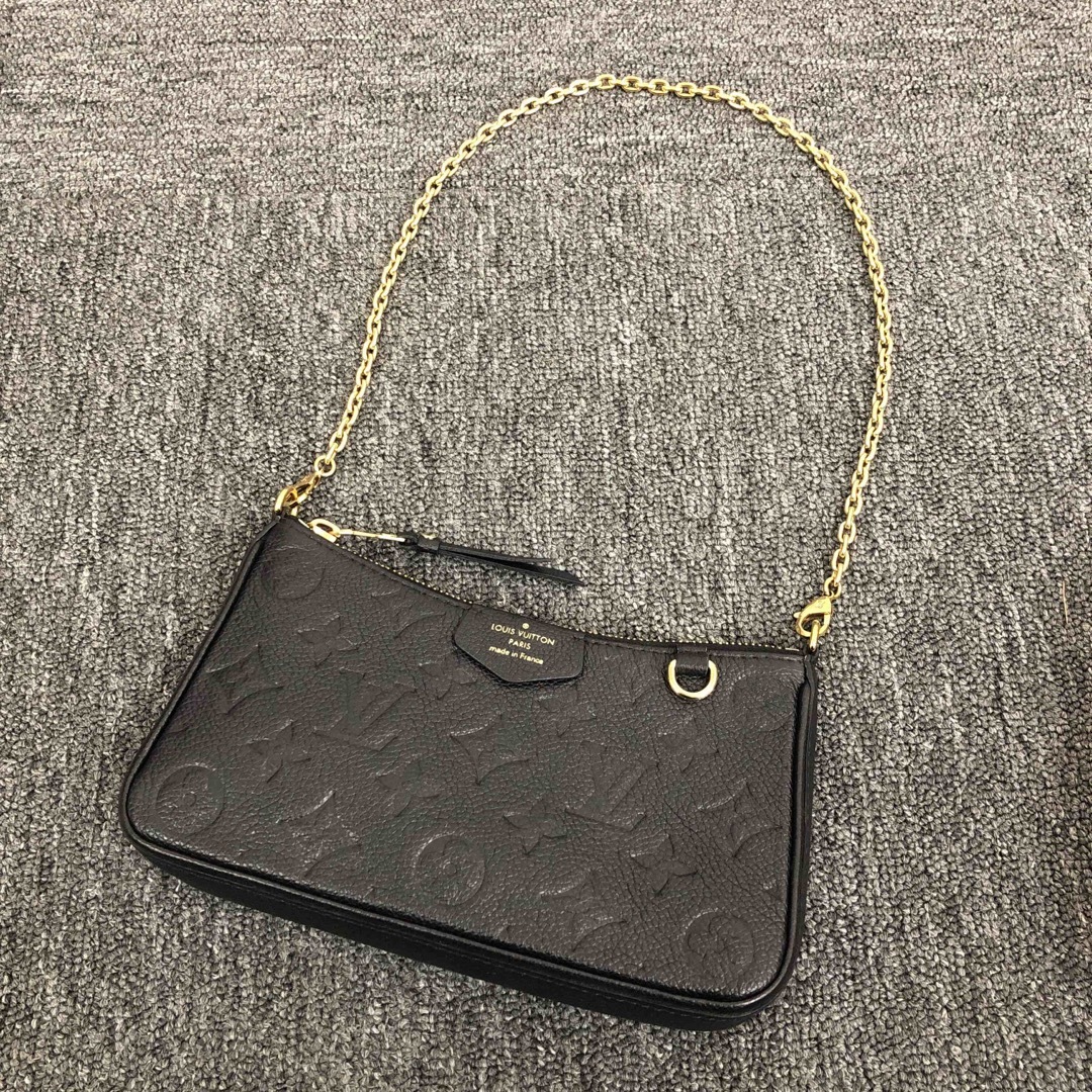 即決 LOUIS VUITTON ルイヴィトン イージーポーチ | フリマアプリ ラクマ 即決 LOUIS VUITTON ルイヴィトン イージーポーチ | フリマアプリ ラクマ
