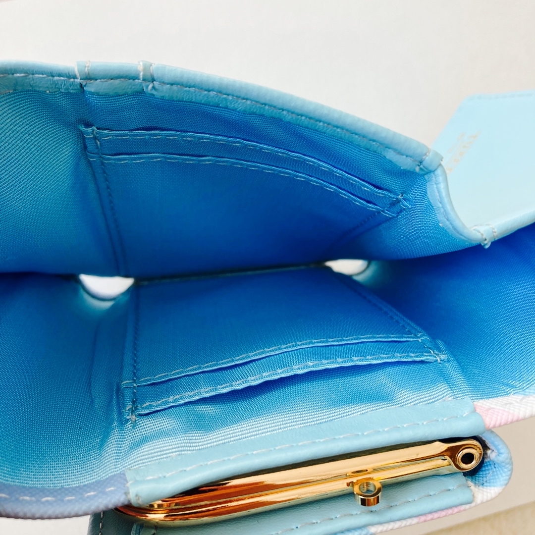 サンリオ(サンリオ)のタキシードサム　三つ折り財布 レディースのファッション小物(財布)の商品写真