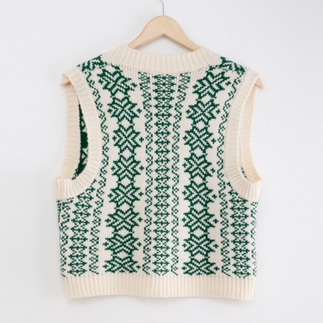 nugu 22 ami  snowflake knit vest レディースのトップス(ベスト/ジレ)の商品写真