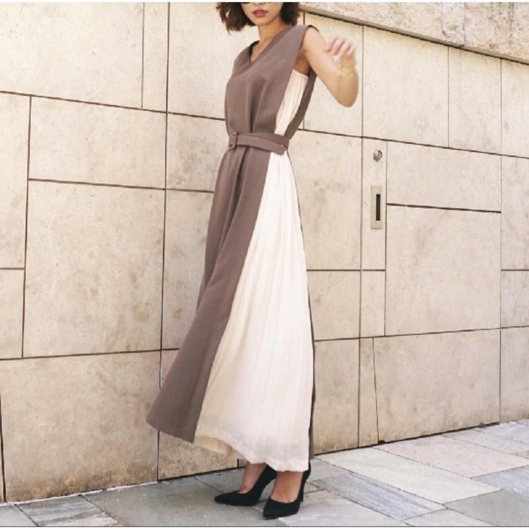 My shawty(マイシャウティー)のMy shawty side pleats day dress レディースのワンピース(ロングワンピース/マキシワンピース)の商品写真