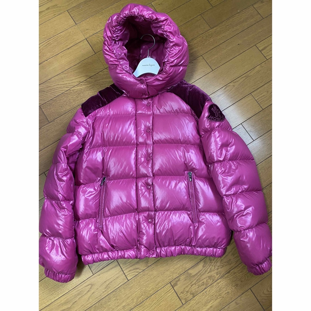 MONCLER(モンクレール)のモンクレールCHOUETTE GIUBBOTTOサイズ14新品同様24時間セール レディースのジャケット/アウター(ダウンジャケット)の商品写真